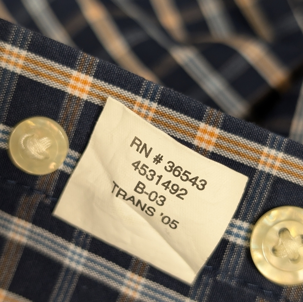 Izod Vintage Navy Plaid Preppy Button Down Shirt Men's M - Picture 12 of 13